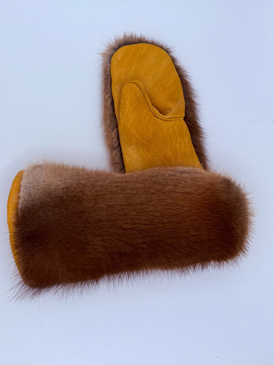 Child's Muskrat Mittens image 0