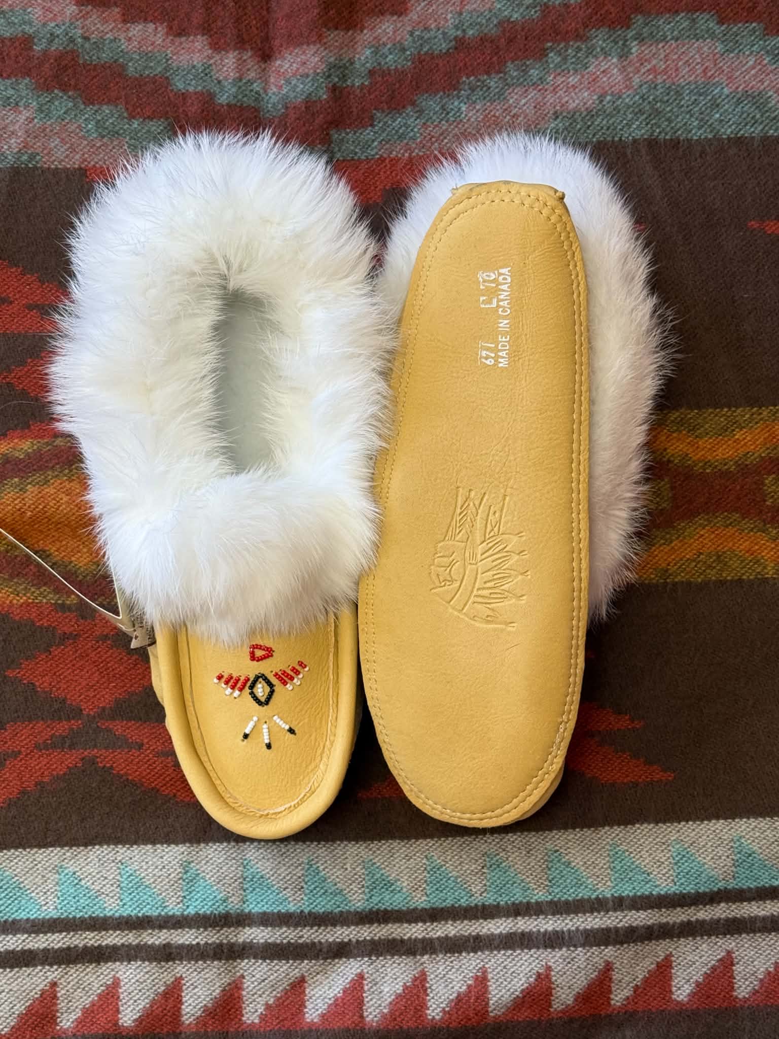 Premium Deerskin & Rabbit Fur Moccasins – Indigenous Handmade Leather Sole House Slippers Canada